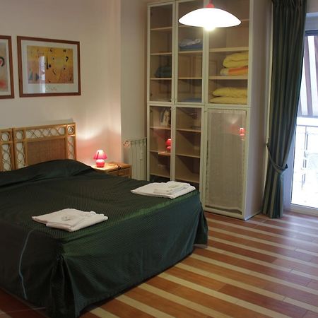 Tourist House Roma Aparthotel Kültér fotó