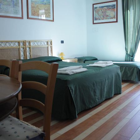 Tourist House Roma Aparthotel Kültér fotó
