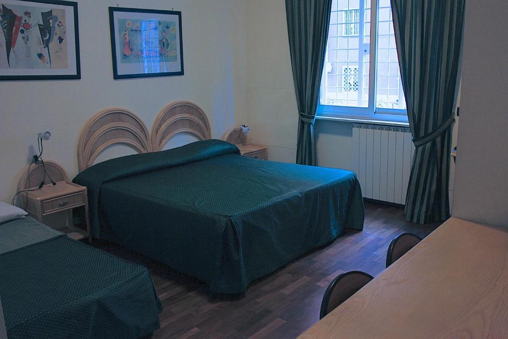 Tourist House Roma Aparthotel Szoba fotó