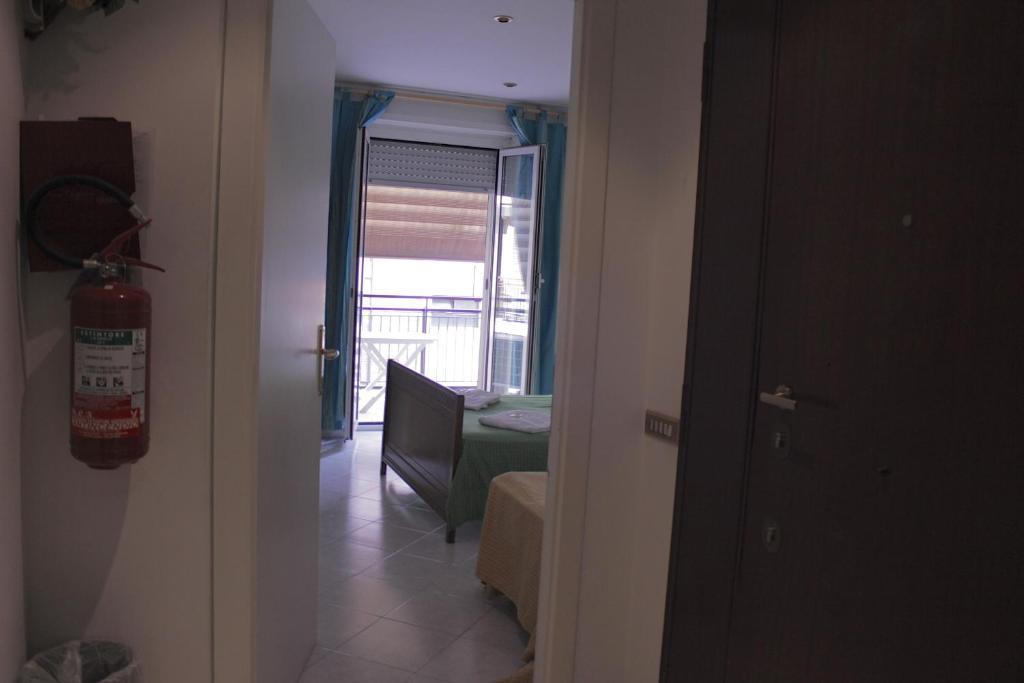Tourist House Roma Aparthotel Szoba fotó