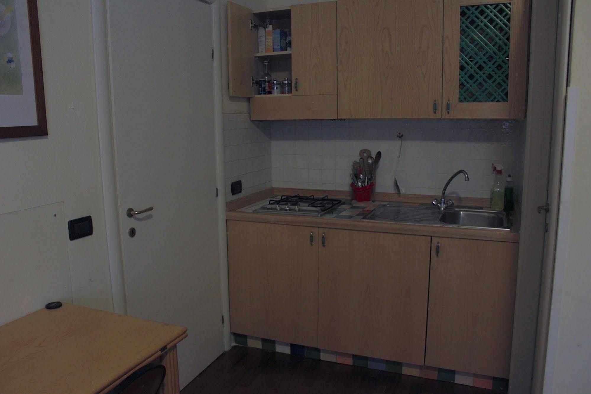 Tourist House Roma Aparthotel Kültér fotó