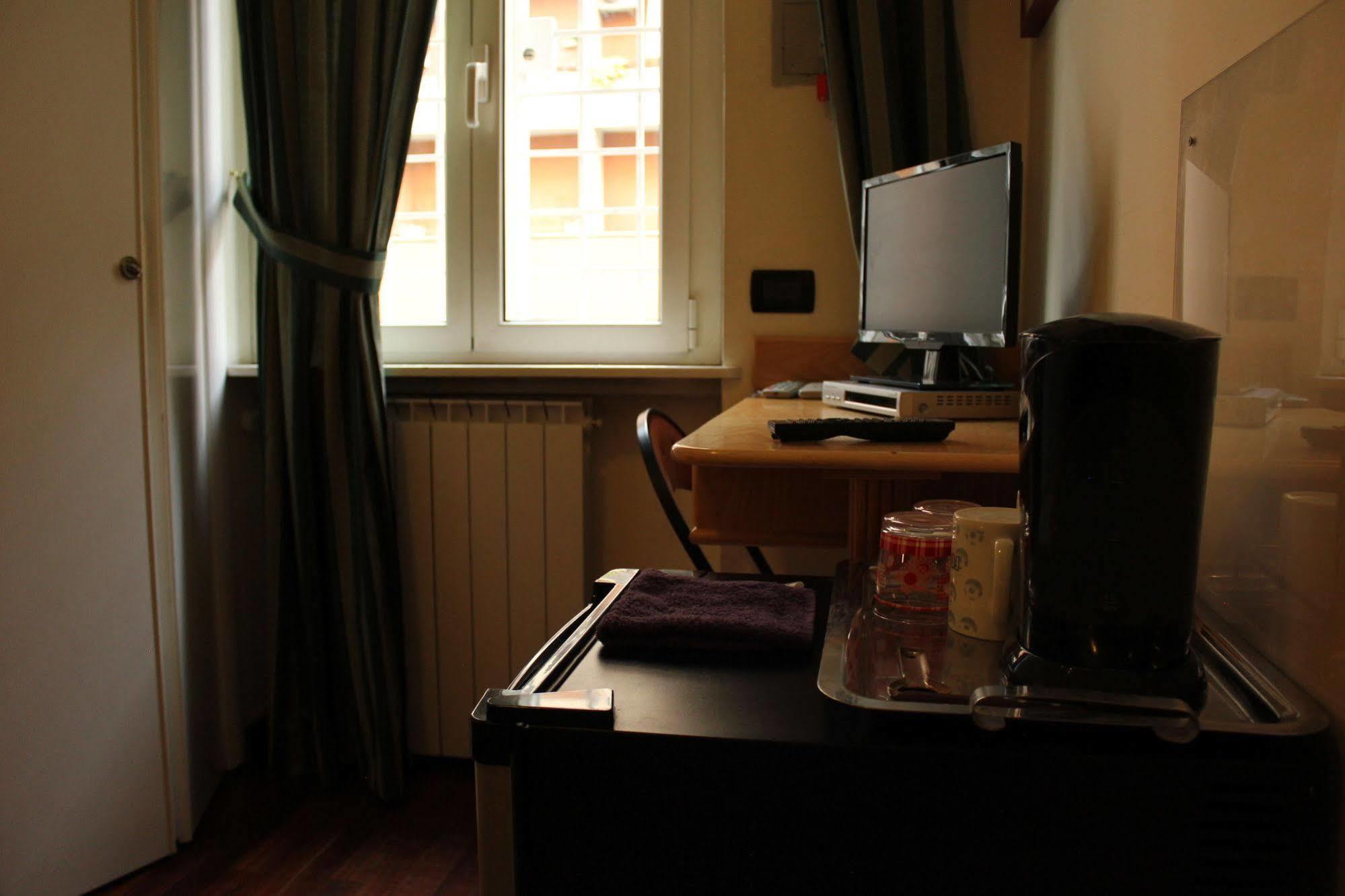Tourist House Roma Aparthotel Kültér fotó